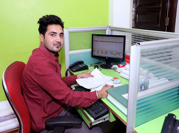 Mr. Vinay Saini